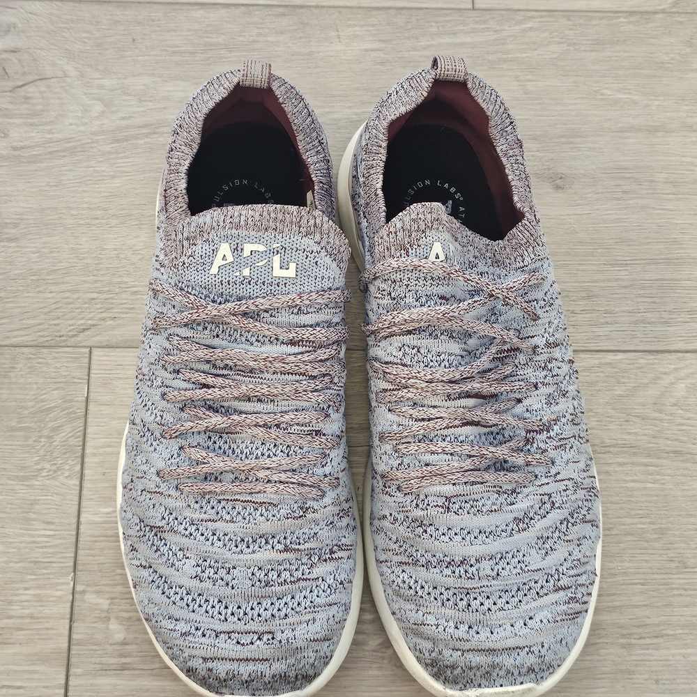 APL Womens Techloom Wave. Sz 10.5
